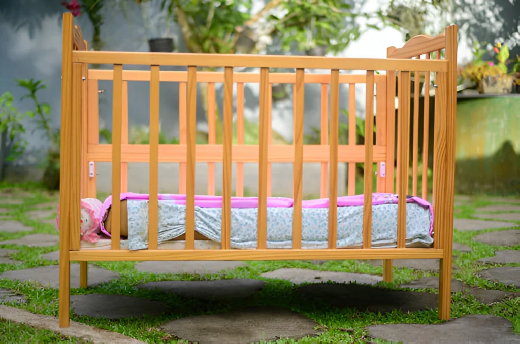 Green Cradle Solid Wood Crib- Eco-Friendly Sustainable Cribs